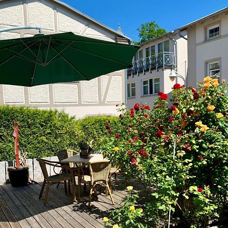 Villa-Rosengarten-Ferienwohnung-Baumhaus-Mit-Seeblick Sassnitz Zewnętrze zdjęcie
