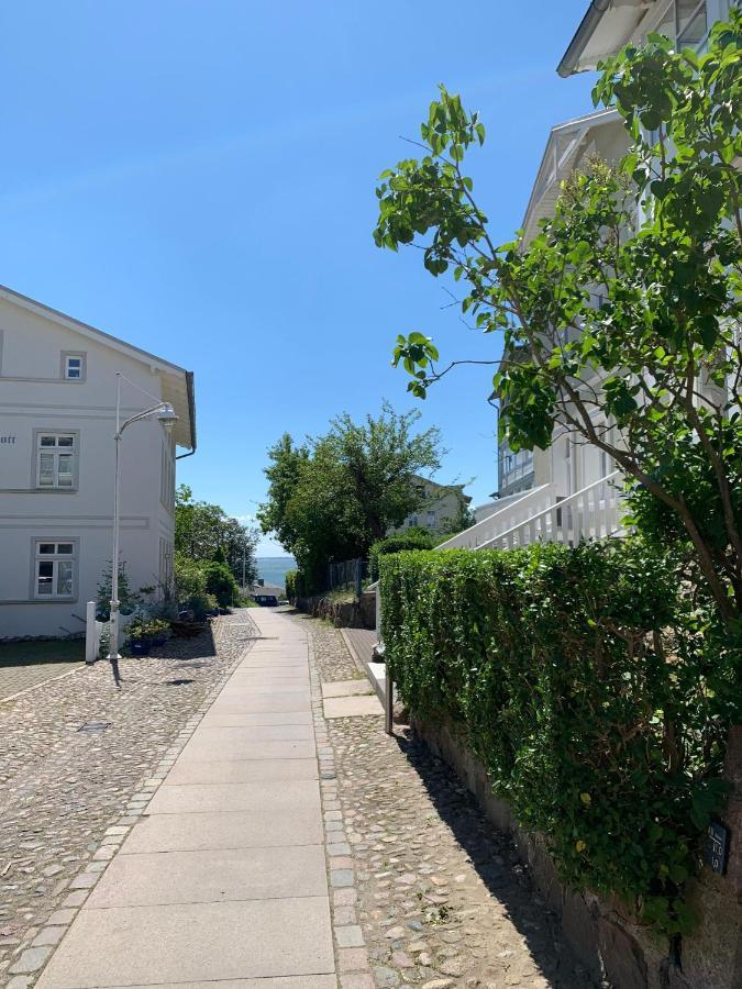 Villa-Rosengarten-Ferienwohnung-Baumhaus-Mit-Seeblick Sassnitz Zewnętrze zdjęcie